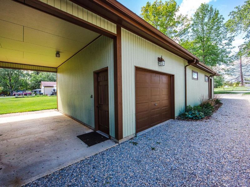 190 Lakengren Drive, Eaton, OH 45320 Photo 2