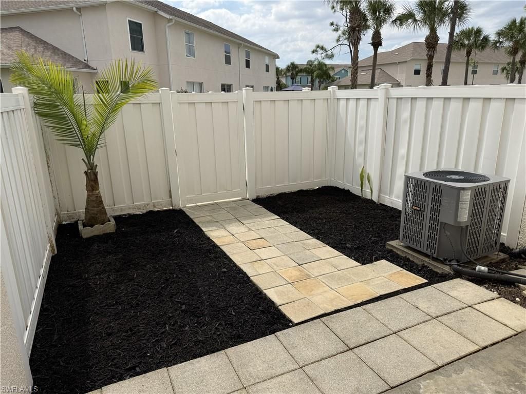 3627 Pine Oak Cir, Unit 102, Fort Myers, FL 33916 Photo
