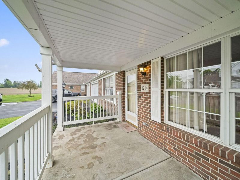 1214 Old Pond Drive, Marion, OH 43302 Photo 7