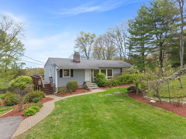 29 Hilltop Drive, North Salem, NY 10560