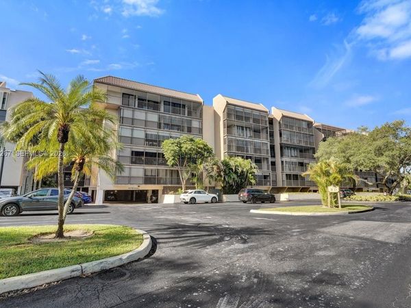 2806 N 46th Ave , Unit D637, Hollywood, FL 33021