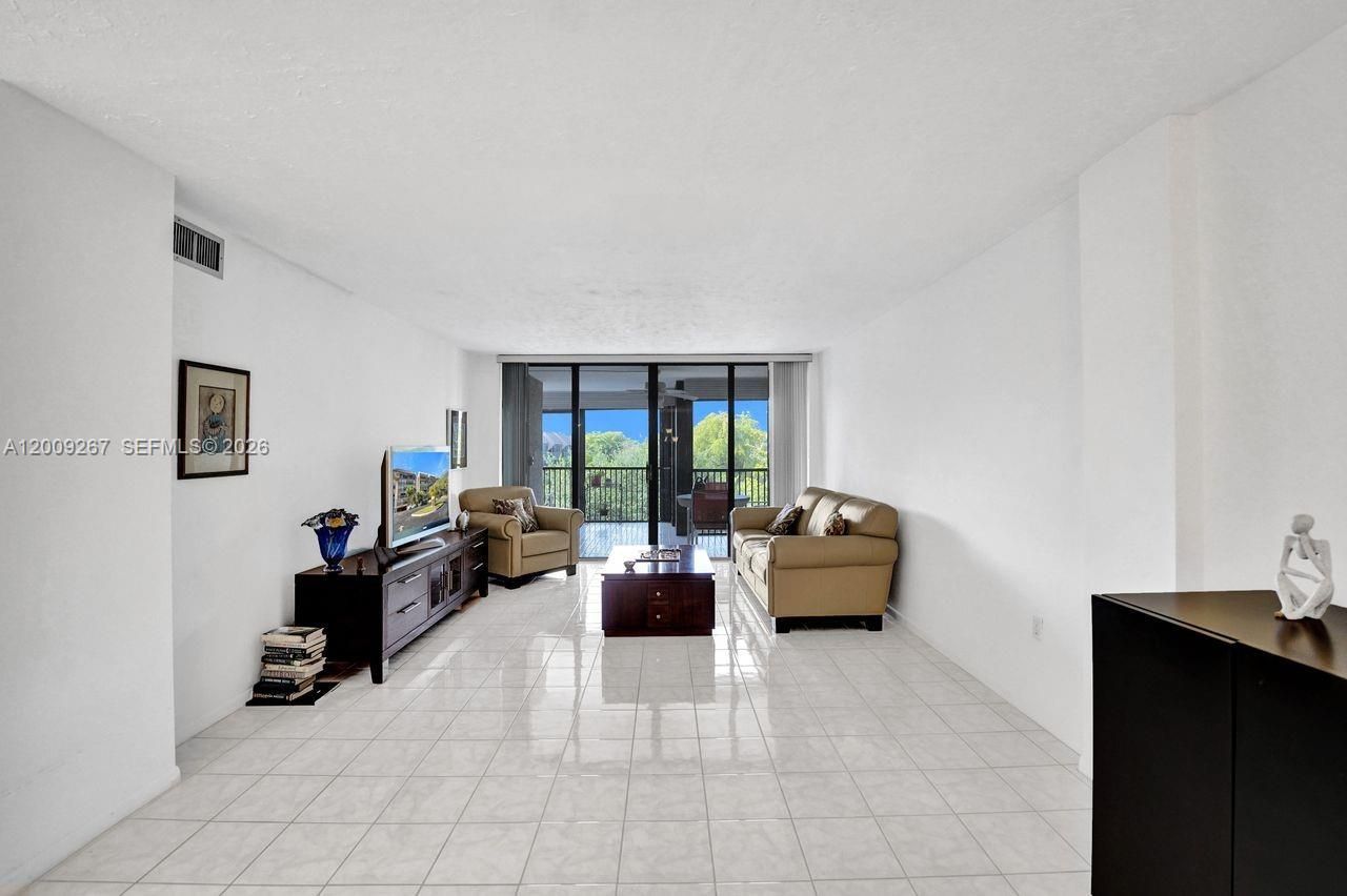 2806 N 46th Ave , Unit D637, Hollywood, FL 33021 Photo