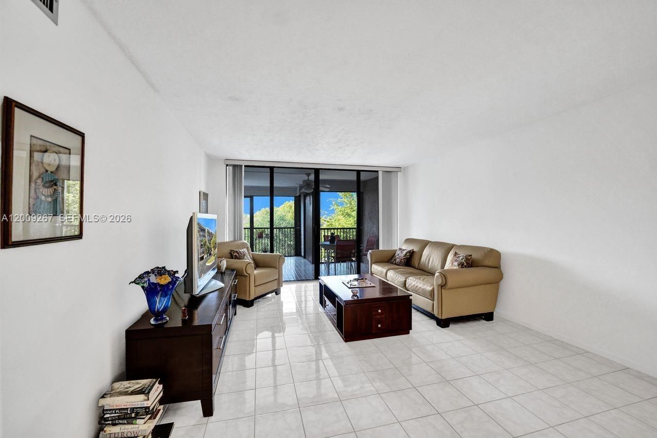 2806 N 46th Ave , Unit D637, Hollywood, FL 33021 Photo