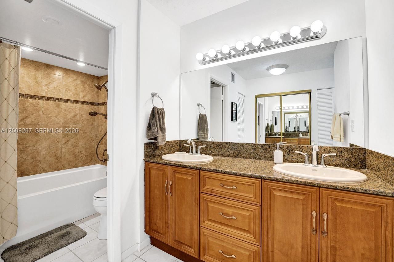 2806 N 46th Ave , Unit D637, Hollywood, FL 33021 Photo
