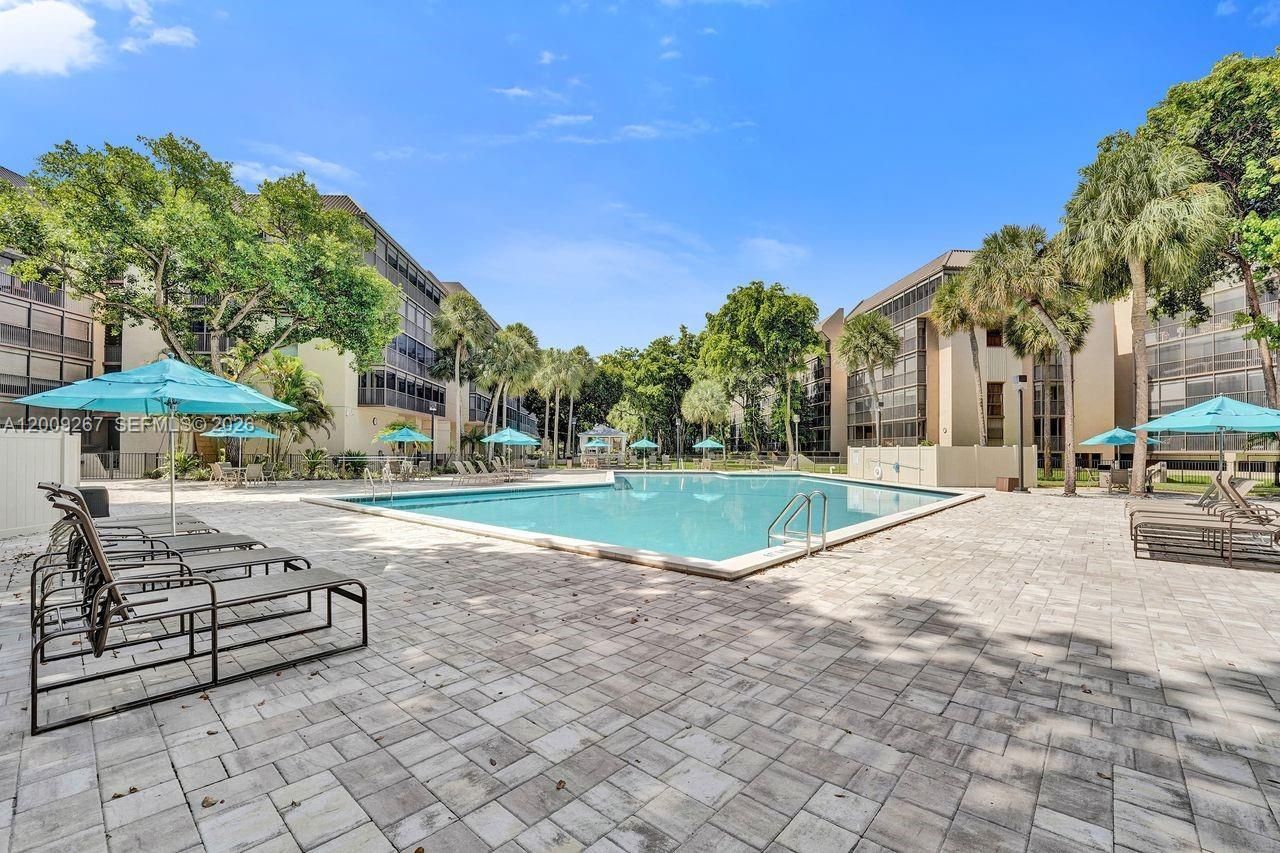 2806 N 46th Ave , Unit D637, Hollywood, FL 33021 Photo