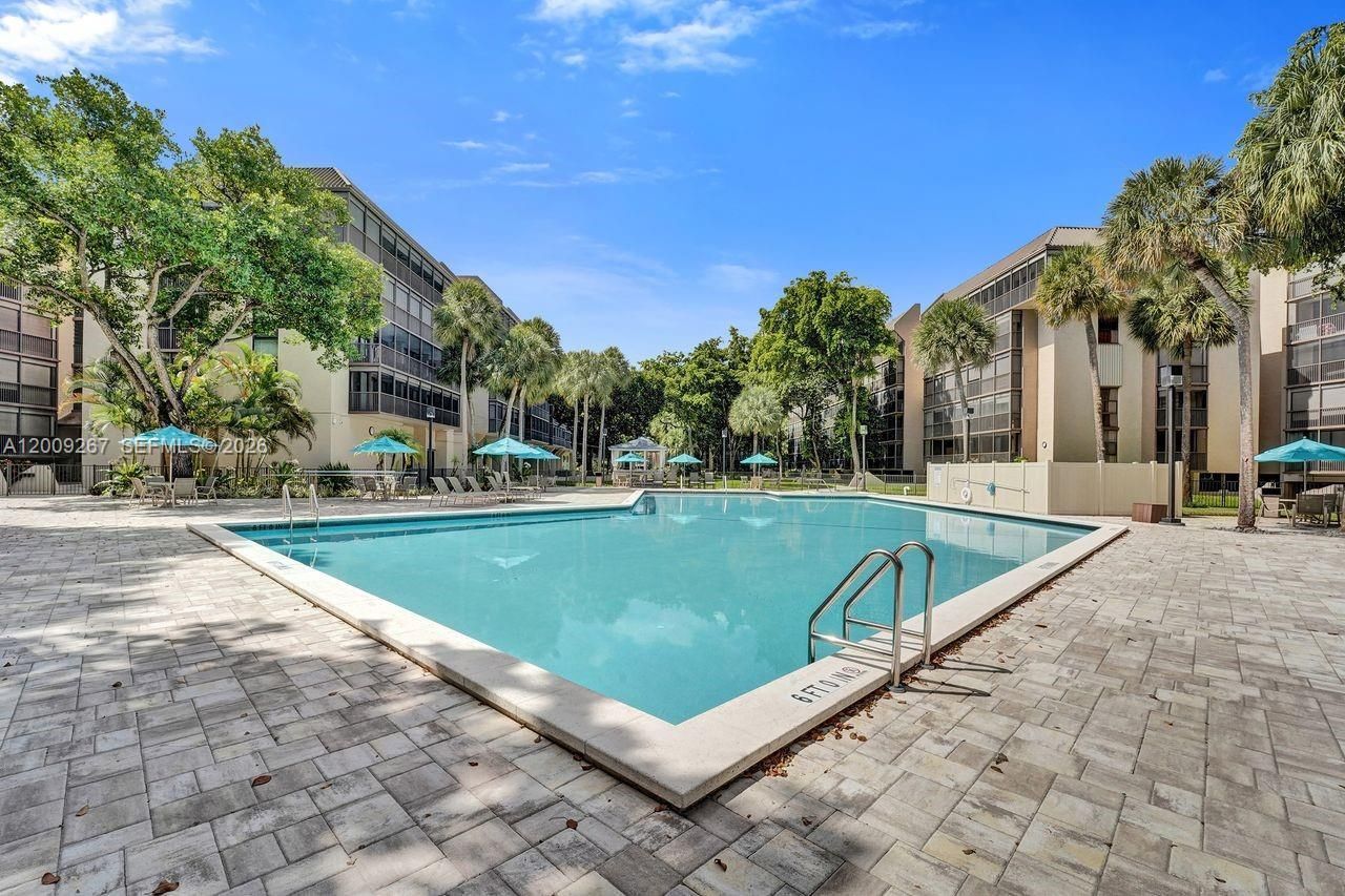 2806 N 46th Ave , Unit D637, Hollywood, FL 33021 Photo