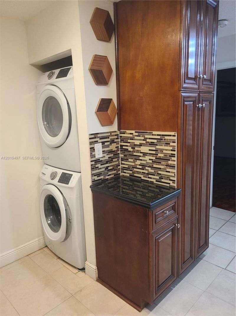 7565 SW 153rd Ct, Unit 201-14, Miami, FL 33193 Photo