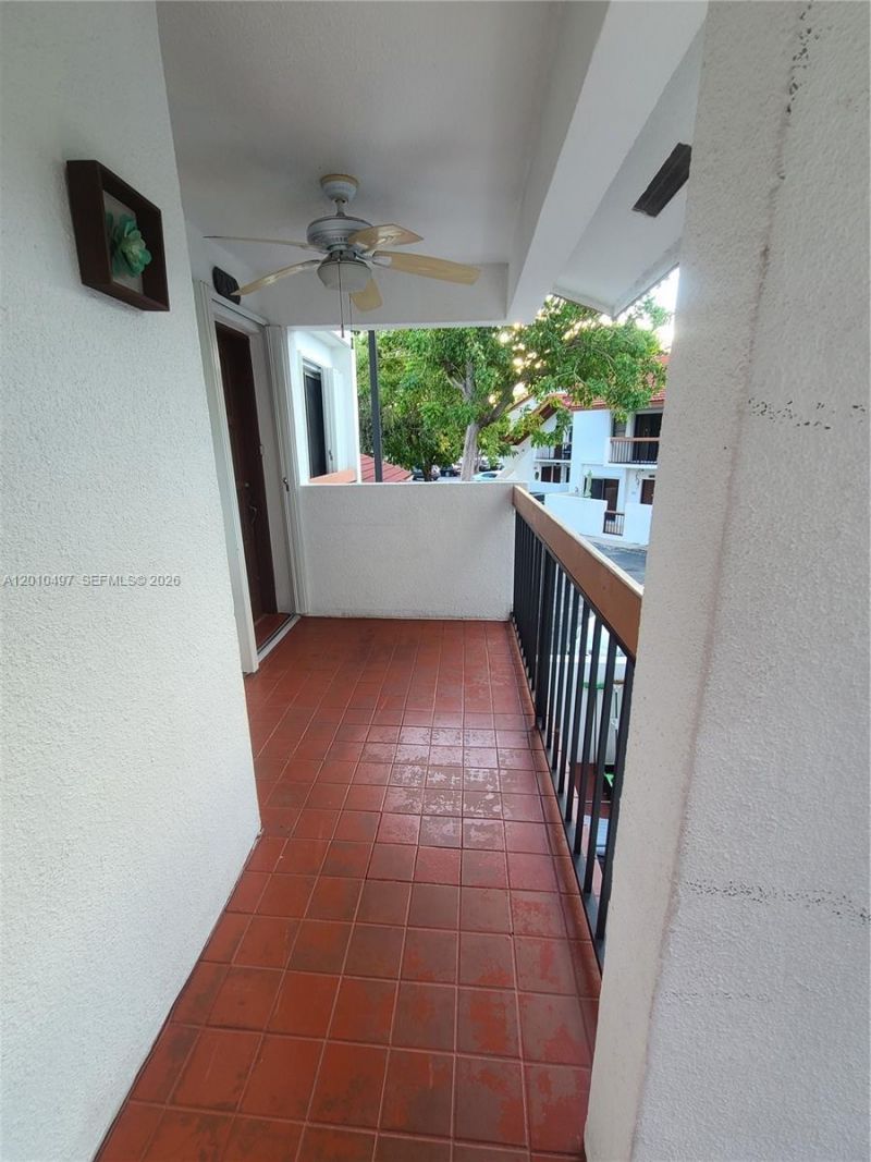 7565 SW 153rd Ct, Unit 201-14, Miami, FL 33193 Photo