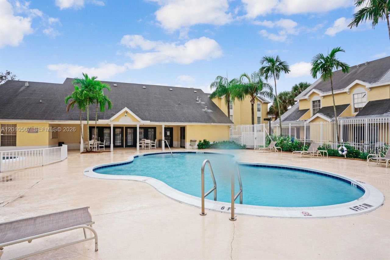 6364 La Costa Dr , Unit D, Boca Raton, FL 33433 Photo