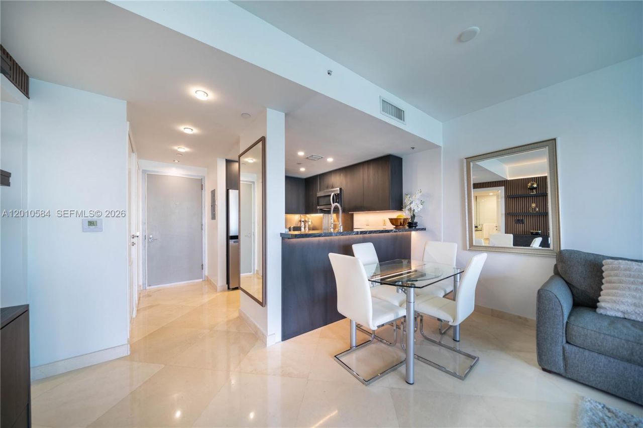 520 West Ave, Unit 1204, Miami Beach, FL 33139 Photo