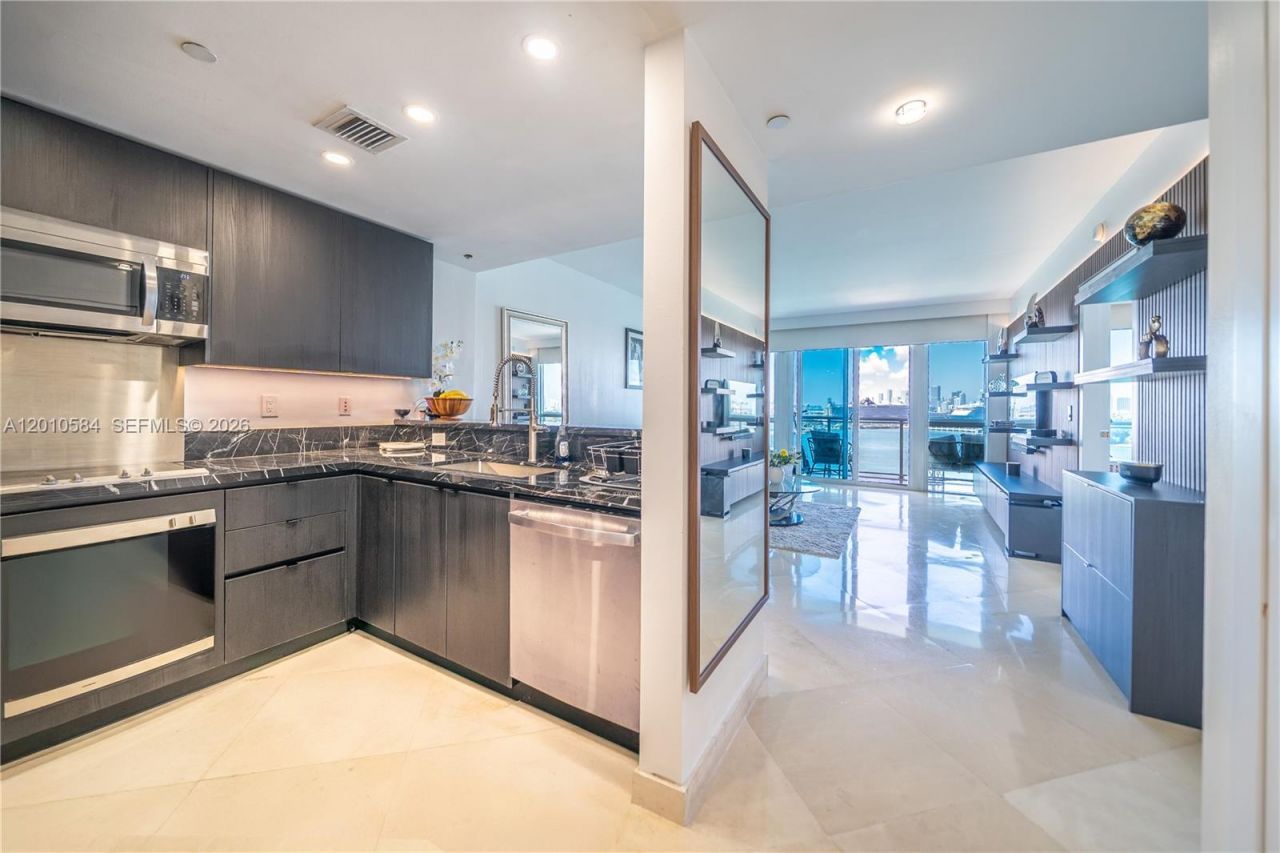 520 West Ave, Unit 1204, Miami Beach, FL 33139 Photo