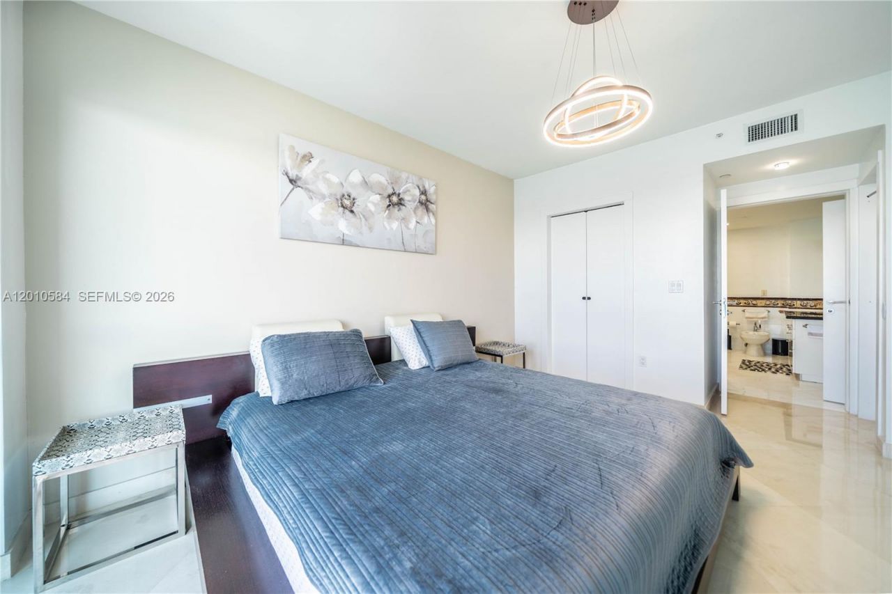 520 West Ave, Unit 1204, Miami Beach, FL 33139 Photo