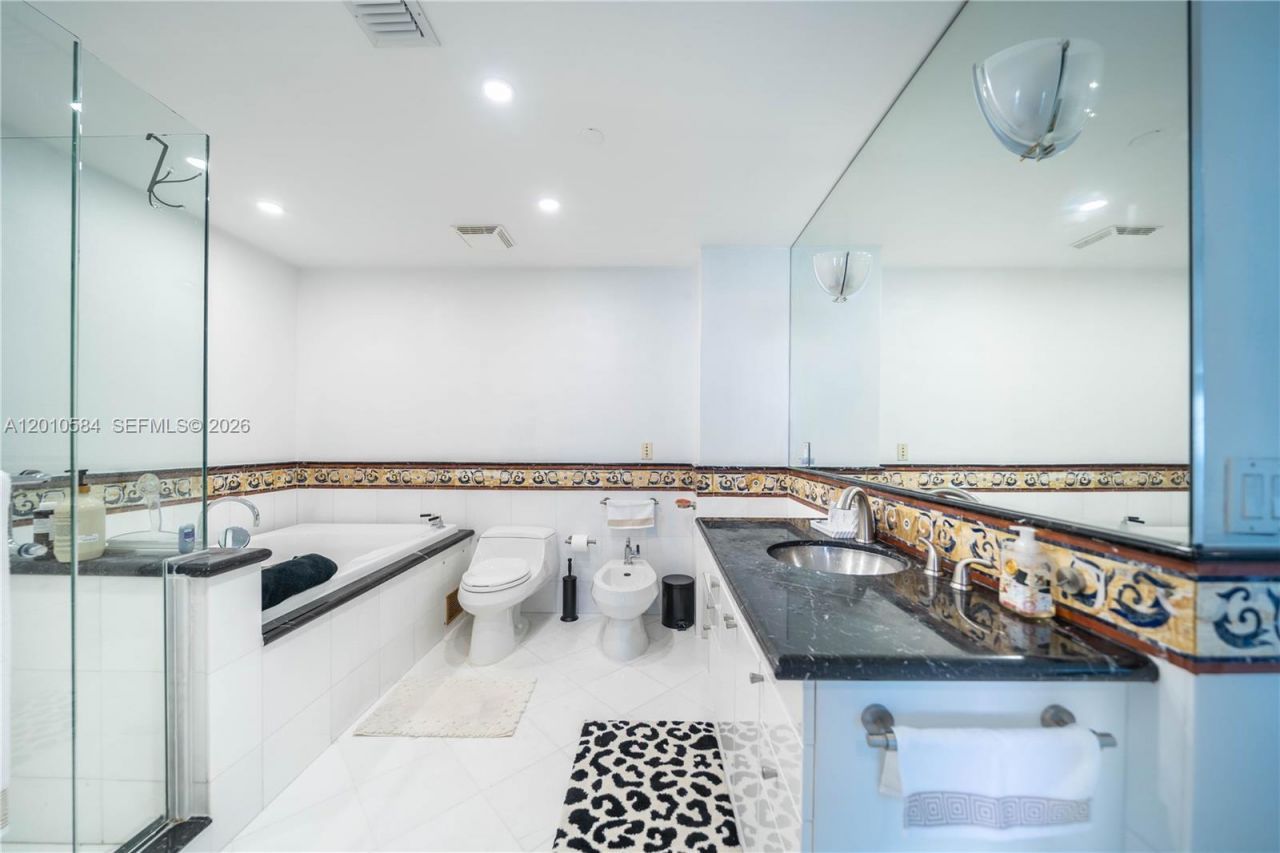 520 West Ave, Unit 1204, Miami Beach, FL 33139 Photo