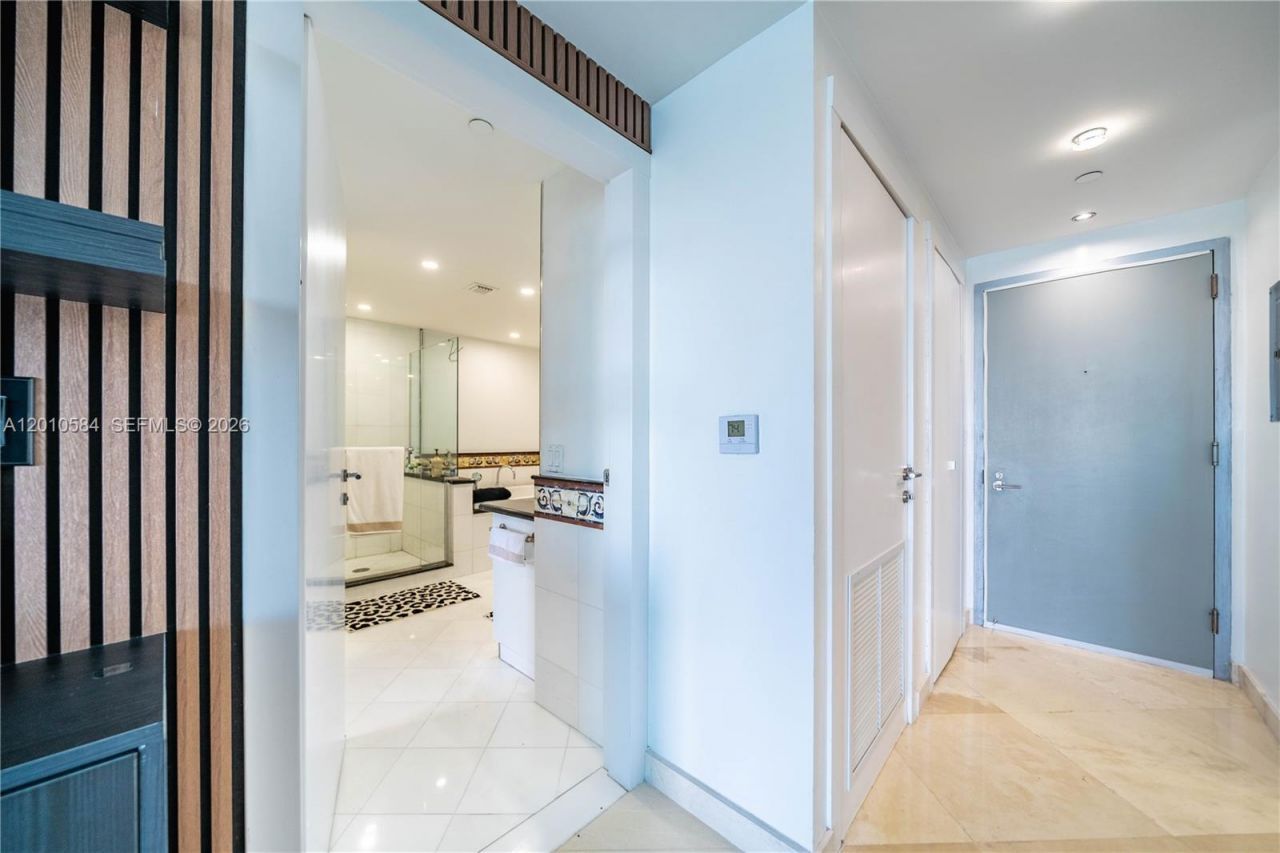520 West Ave, Unit 1204, Miami Beach, FL 33139 Photo