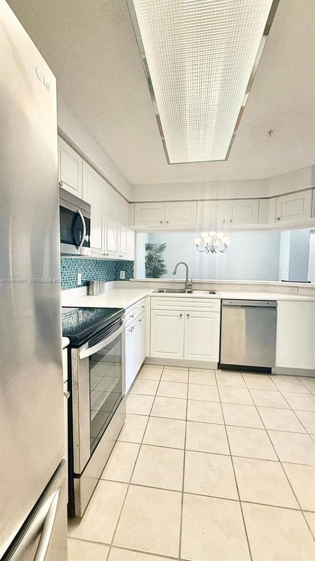 2726 Anzio Ct , Unit 306, Palm Beach Gardens, FL 33410 Photo
