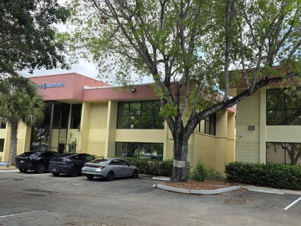 4503 NW 103rd Ave, Unit 103, Sunrise, FL 33351