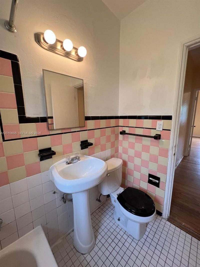 1309 Euclid Ave, Unit 7, Miami Beach, FL 33139 Photo