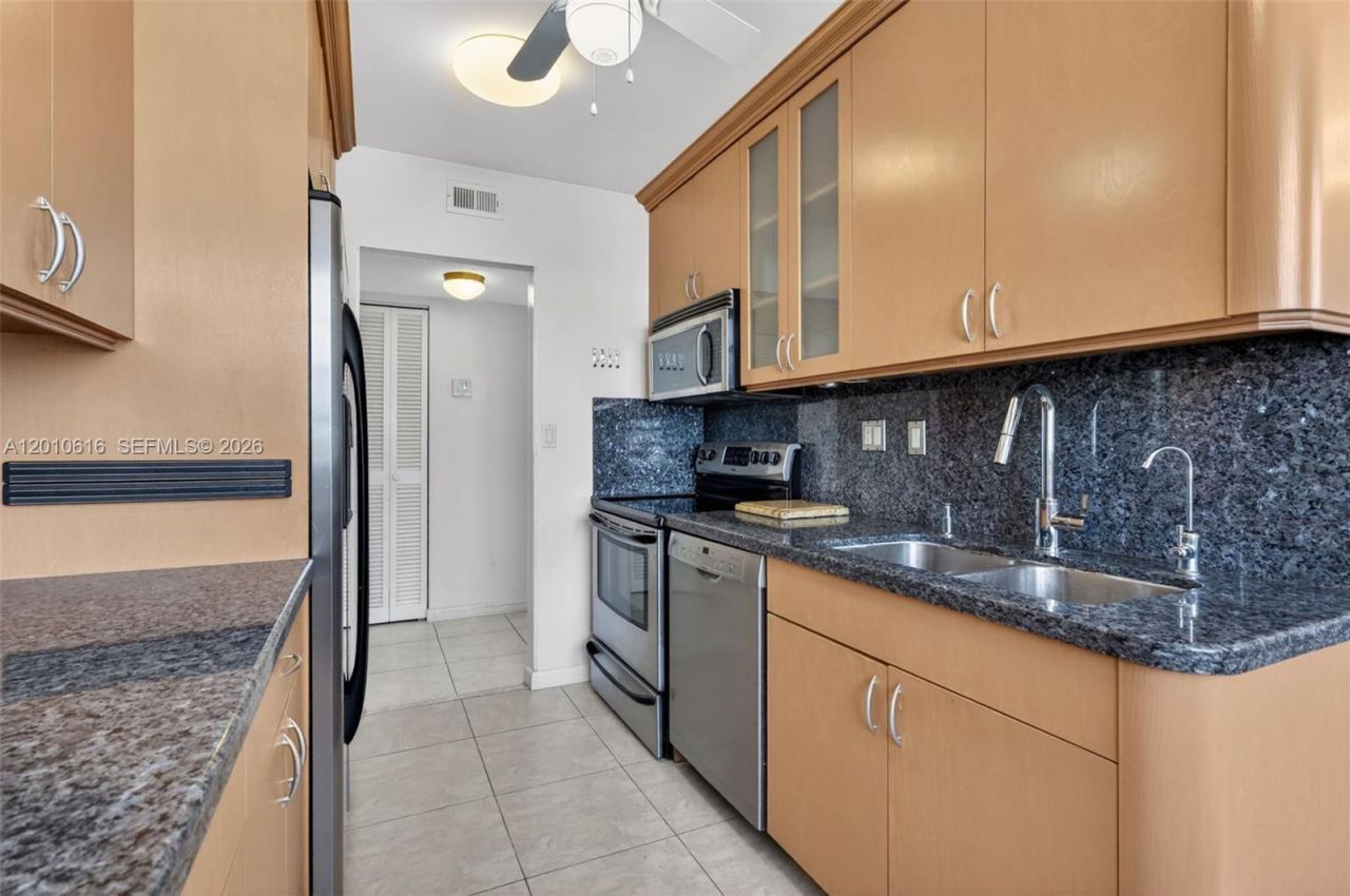 1849 S Ocean Dr , Unit 1402, Hallandale Beach, FL 33009 Photo