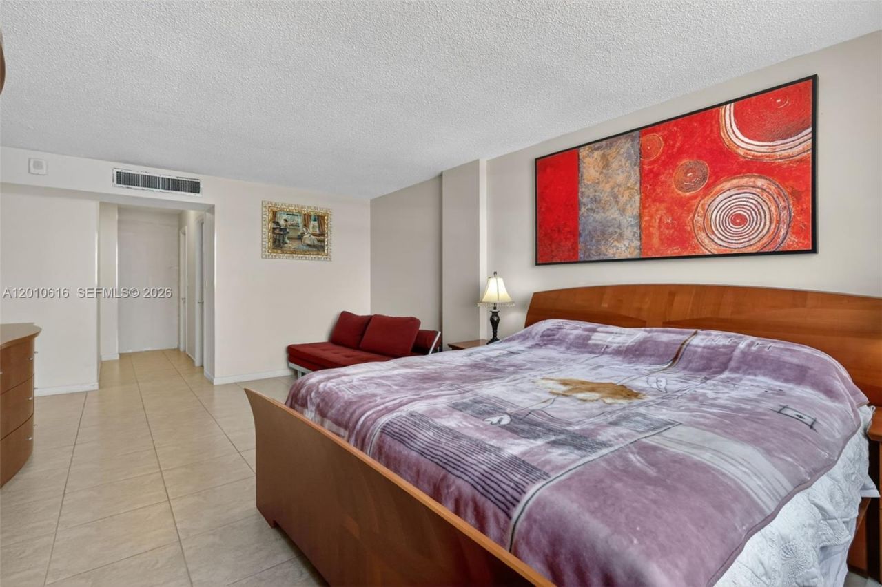 1849 S Ocean Dr , Unit 1402, Hallandale Beach, FL 33009 Photo