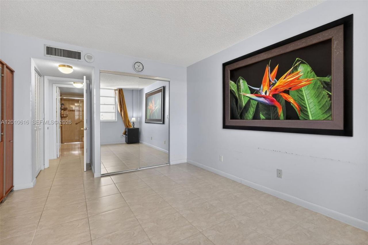 1849 S Ocean Dr , Unit 1402, Hallandale Beach, FL 33009 Photo