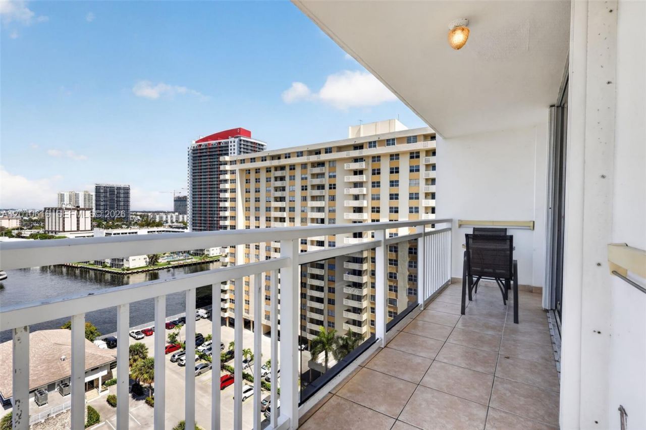 1849 S Ocean Dr , Unit 1402, Hallandale Beach, FL 33009 Photo