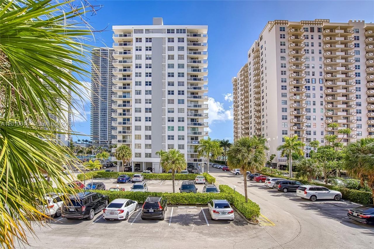 1849 S Ocean Dr , Unit 1402, Hallandale Beach, FL 33009 Photo
