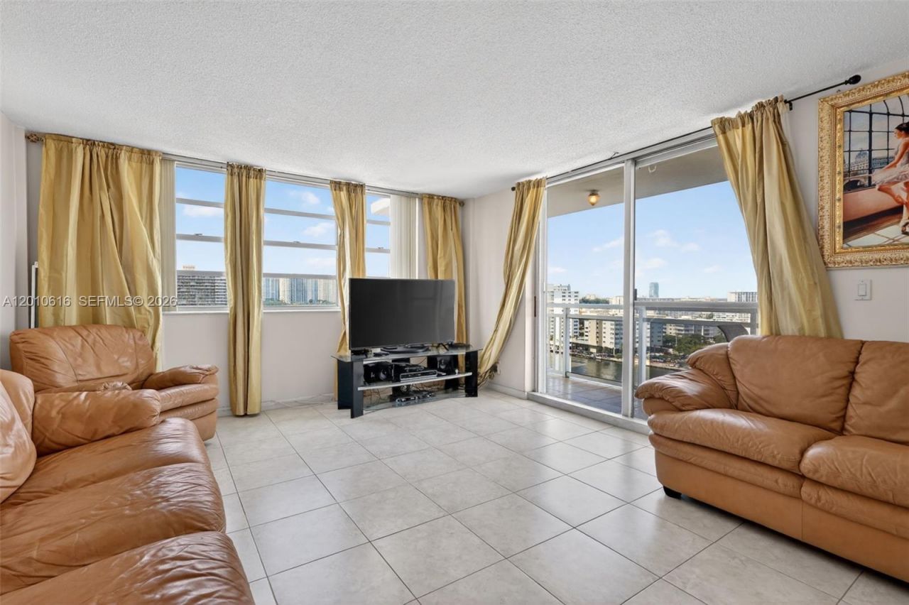 1849 S Ocean Dr , Unit 1402, Hallandale Beach, FL 33009 Photo