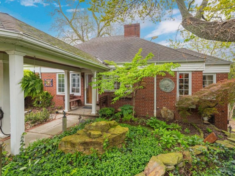 5918 Liberty Ave, Vermilion, OH 44089 Photo 3