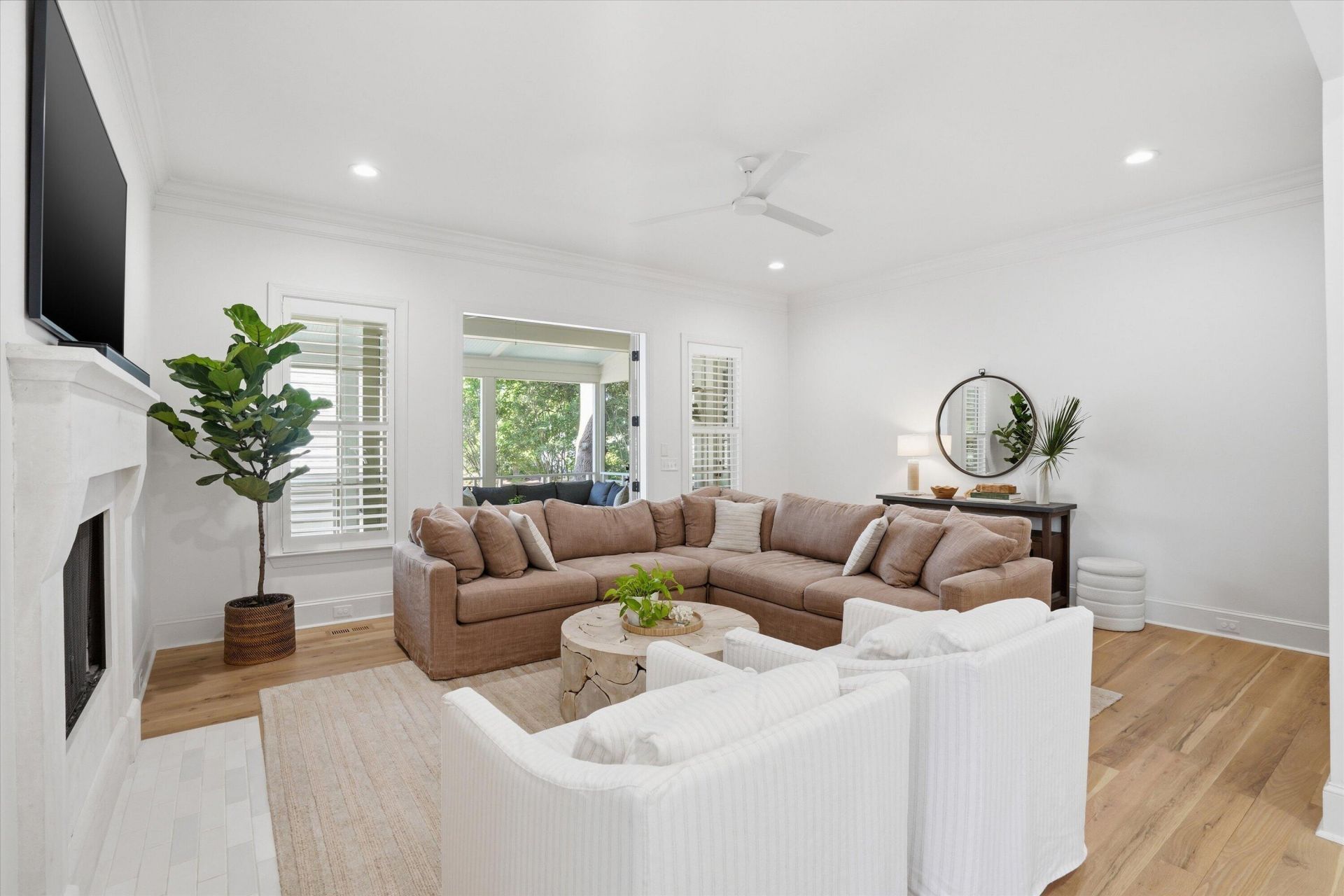 1168 Blakeway Street Photo 22