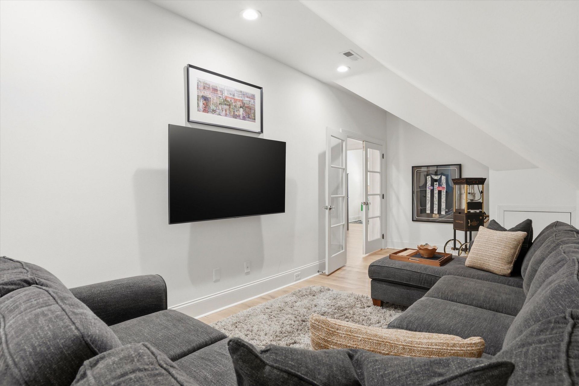 1168 Blakeway Street Photo 35