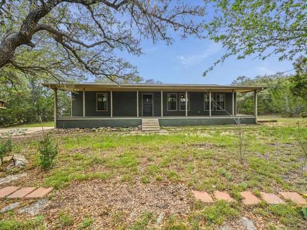 660 Possum Tree , Fischer, TX 78623