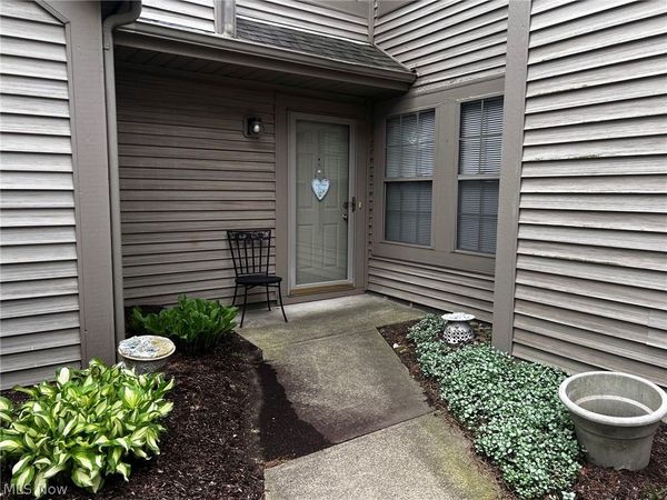 205 S Aspen Court , Unit 3, Warren, OH 44484