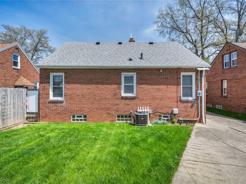 4400 W 145th Street, Cleveland, OH 44135 Photo 5