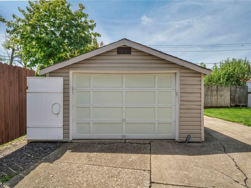 4400 W 145th Street, Cleveland, OH 44135 Photo 6