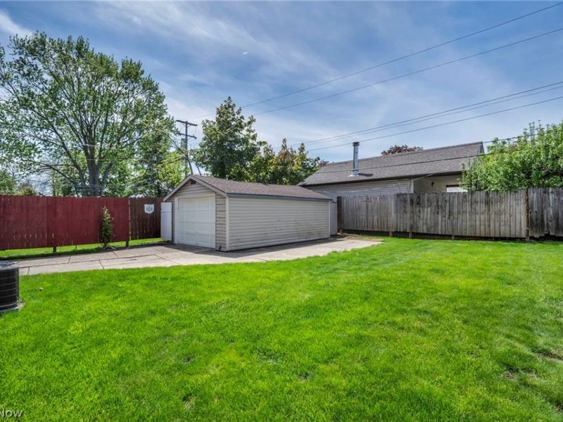 4400 W 145th Street, Cleveland, OH 44135 Photo 7