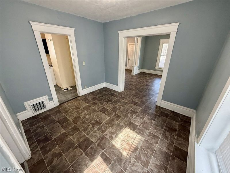 222 Rhodes Avenue , Akron, OH 44302 Photo 4