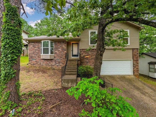 9 Flourite Court, Little Rock, AR 72212