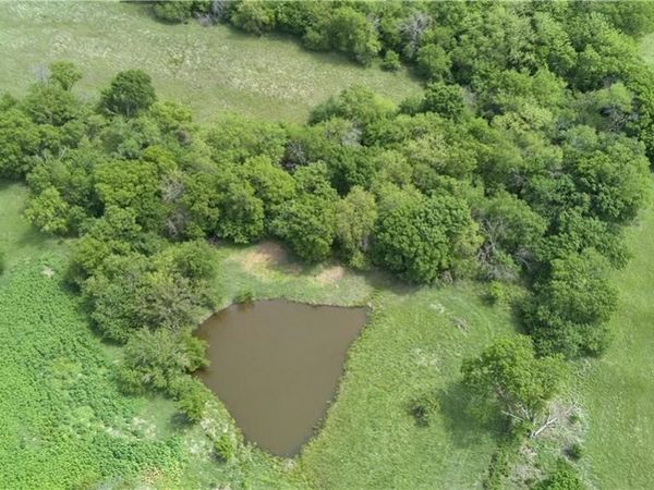 214 20,000 Road, Cherryvale, KS 67335