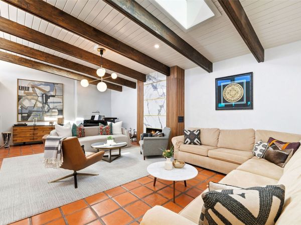 722 Gonzales Road , Santa Fe, NM 87501