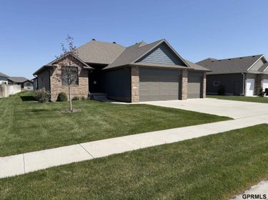 2836 Brooks Hollow Drive , Fremont, NE 68025