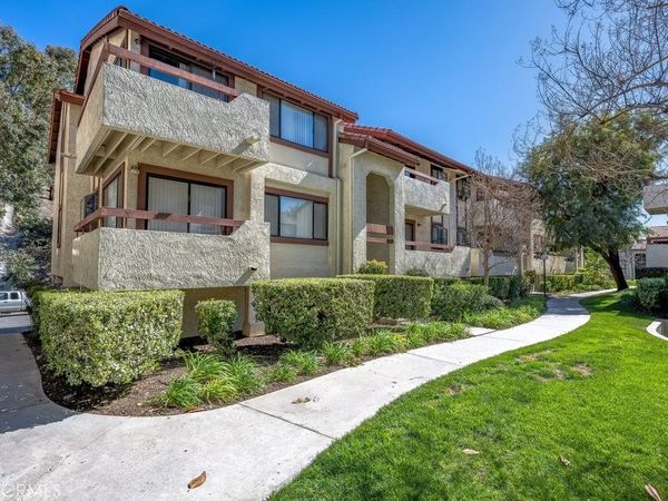 27919 Sarabande, Unit 422, Canyon Country, CA 91387