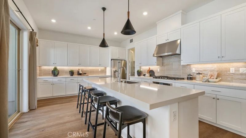 915 Walnut Terrace, Montebello, CA 90640 Main Photo