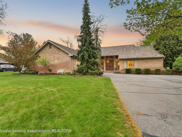 4572 Sequoia Trail, Okemos, MI 48864