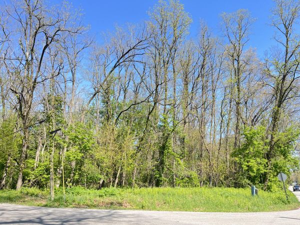 32 Nd Laporte Street, Lake Station, IN 46405