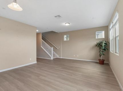8877 Tethys Ln, Elk Grove, CA 95758 Photo
