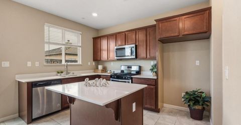 8877 Tethys Ln, Elk Grove, CA 95758 Photo