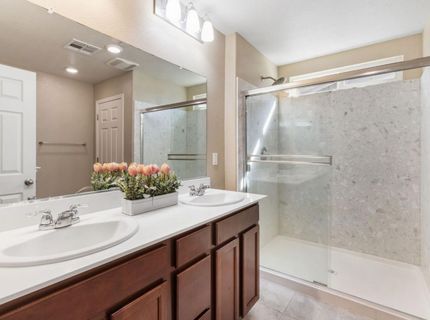 8877 Tethys Ln, Elk Grove, CA 95758 Photo