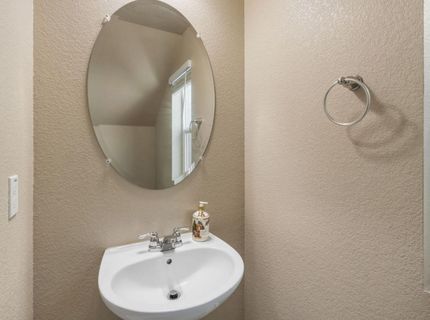 8877 Tethys Ln, Elk Grove, CA 95758 Photo