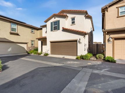 8877 Tethys Ln, Elk Grove, CA 95758 Photo