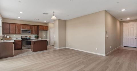 8877 Tethys Ln, Elk Grove, CA 95758 Photo